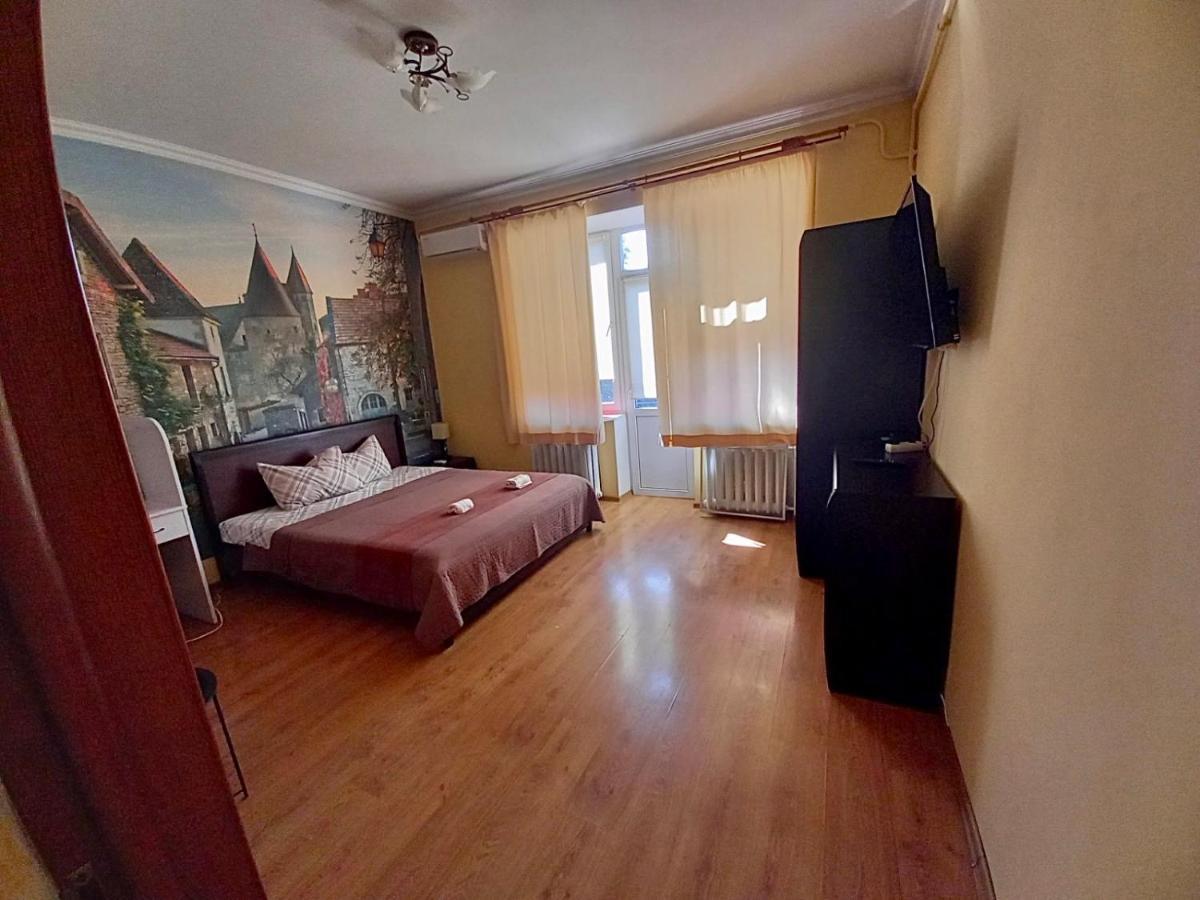 Valentine Apartment Lviv Dış mekan fotoğraf